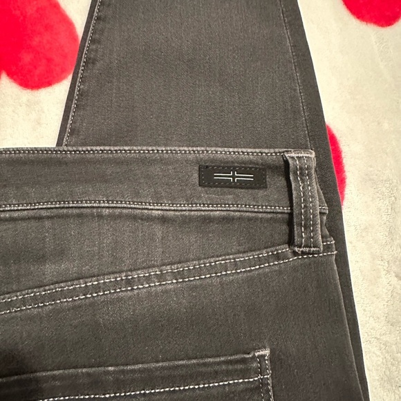 NWT Liverpool Los Ángeles High Rise Abby Skinny Silky Soft Jeans in Meteorite - Picture 7 of 15